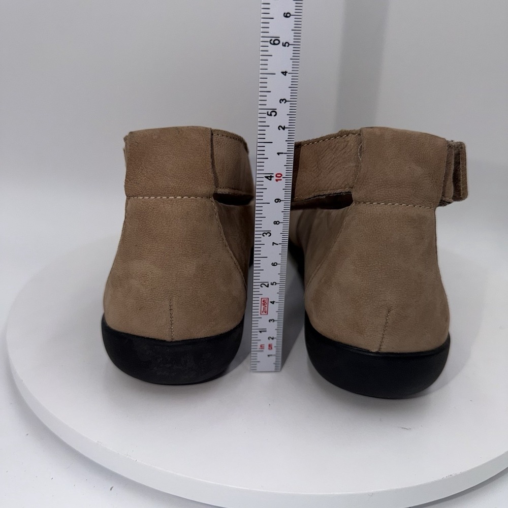 Clarks‎ Medora Nina Beige Mary Jane Suede Flats Women 9.5M - Picture 5 of 8